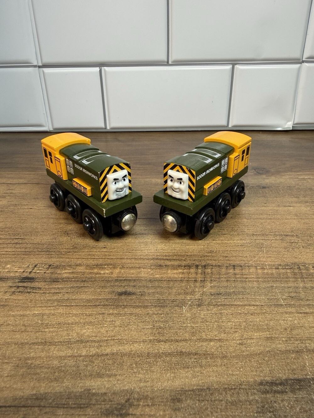 2003 Thomas & Friends Wooden Railway Train Engine Iron Bert & Arry Lot Excellent